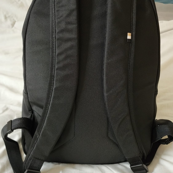 Hugo Boss backpack - Picture 7 of 9